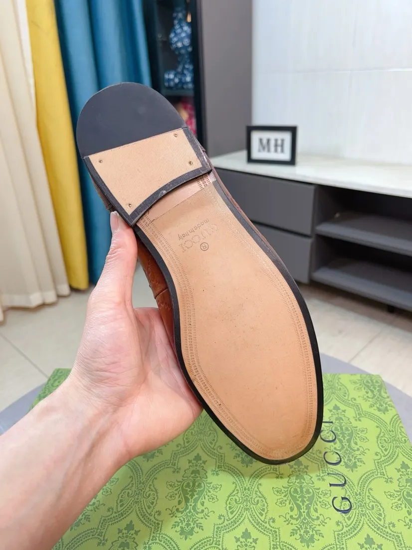 Men's shoes 💰500🌹🌹【GUCCI】The most popular classic Gucci leather shoes. Synchronized with the official website, the upper is made of Italian first-layer cowhide ➕cowhide lining, with unique brand and unique craftsmanship. Highlighting the hot style of the new year. Stop hesitating, stop wandering, get it now. Number: 38--44